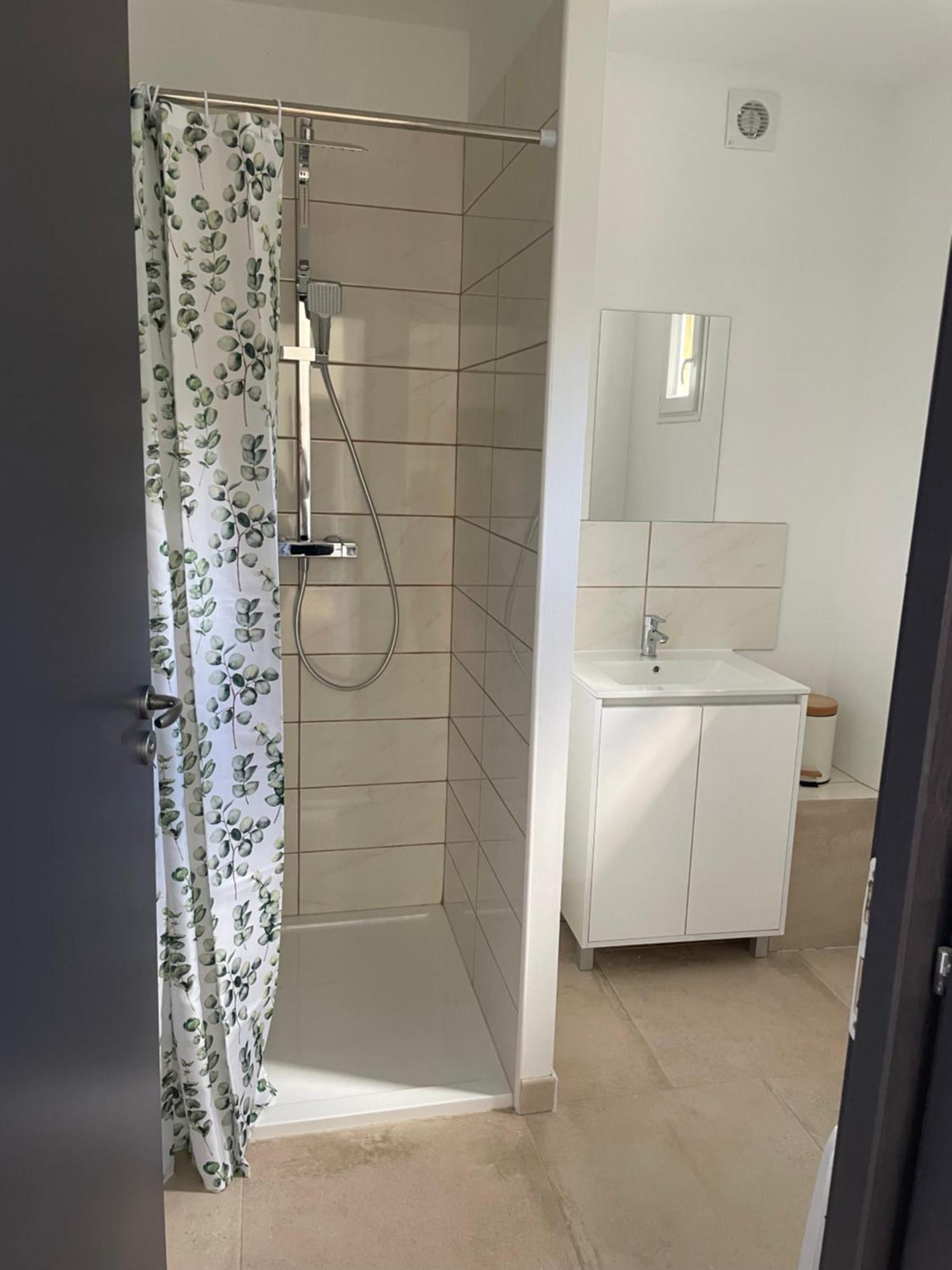 Les Chalets Du Mancel : Chalet Lulu - Bouleries Jump - 24H Du Mans Yvré-lʼÉvêque Εξωτερικό φωτογραφία